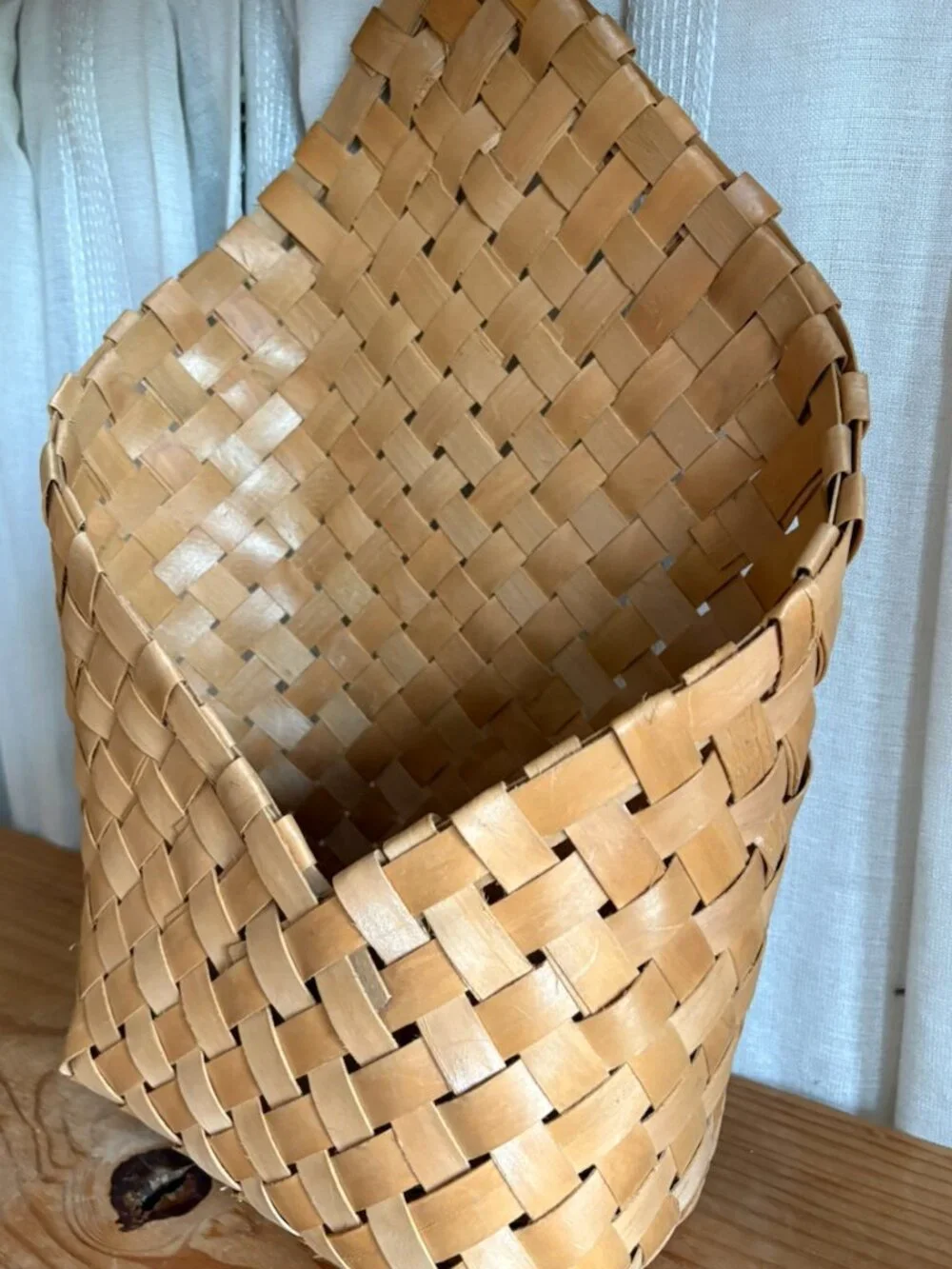 Woven Wood Splint Wall Pocket Basket – Rustic Farmhouse Decor